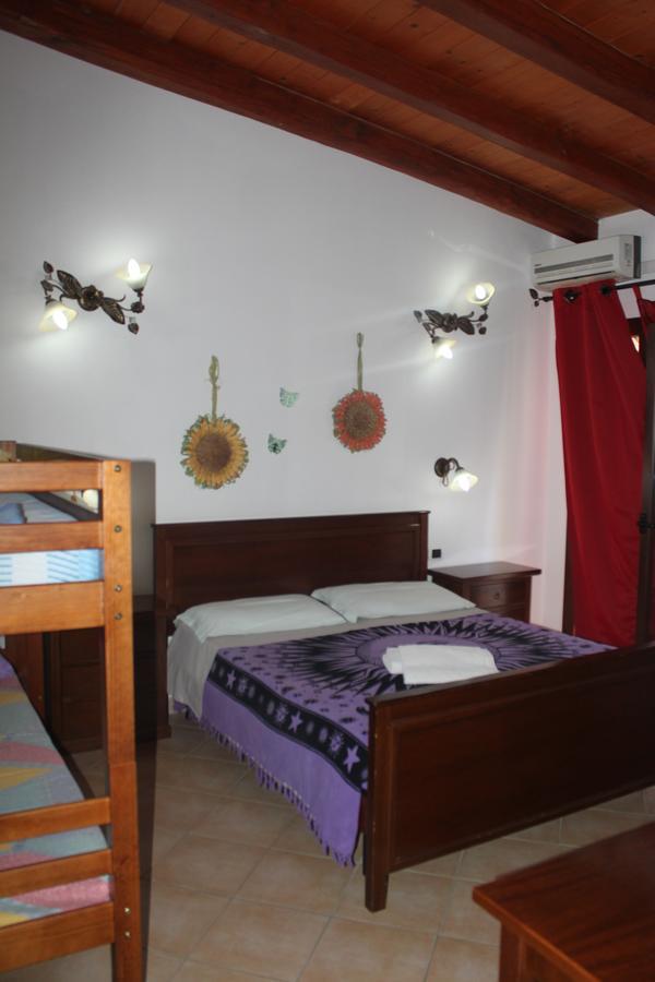 B&B Sotto Le Stelle Vacanze Bari Sardo Eksteriør bilde